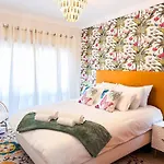 Golden Palm By Becherish Apartamento